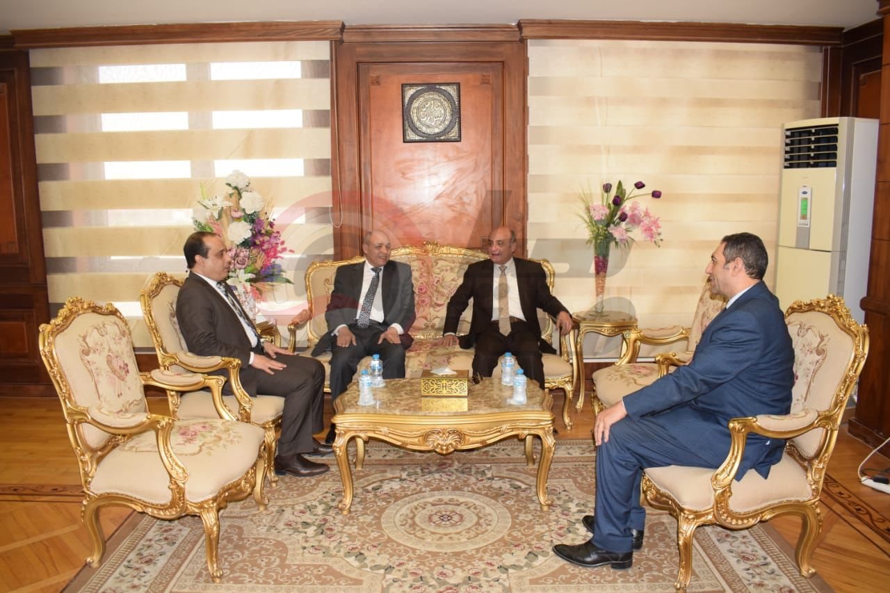 36baa2b5-99d2-4f6f-b36f-30d1fc5f0e7f