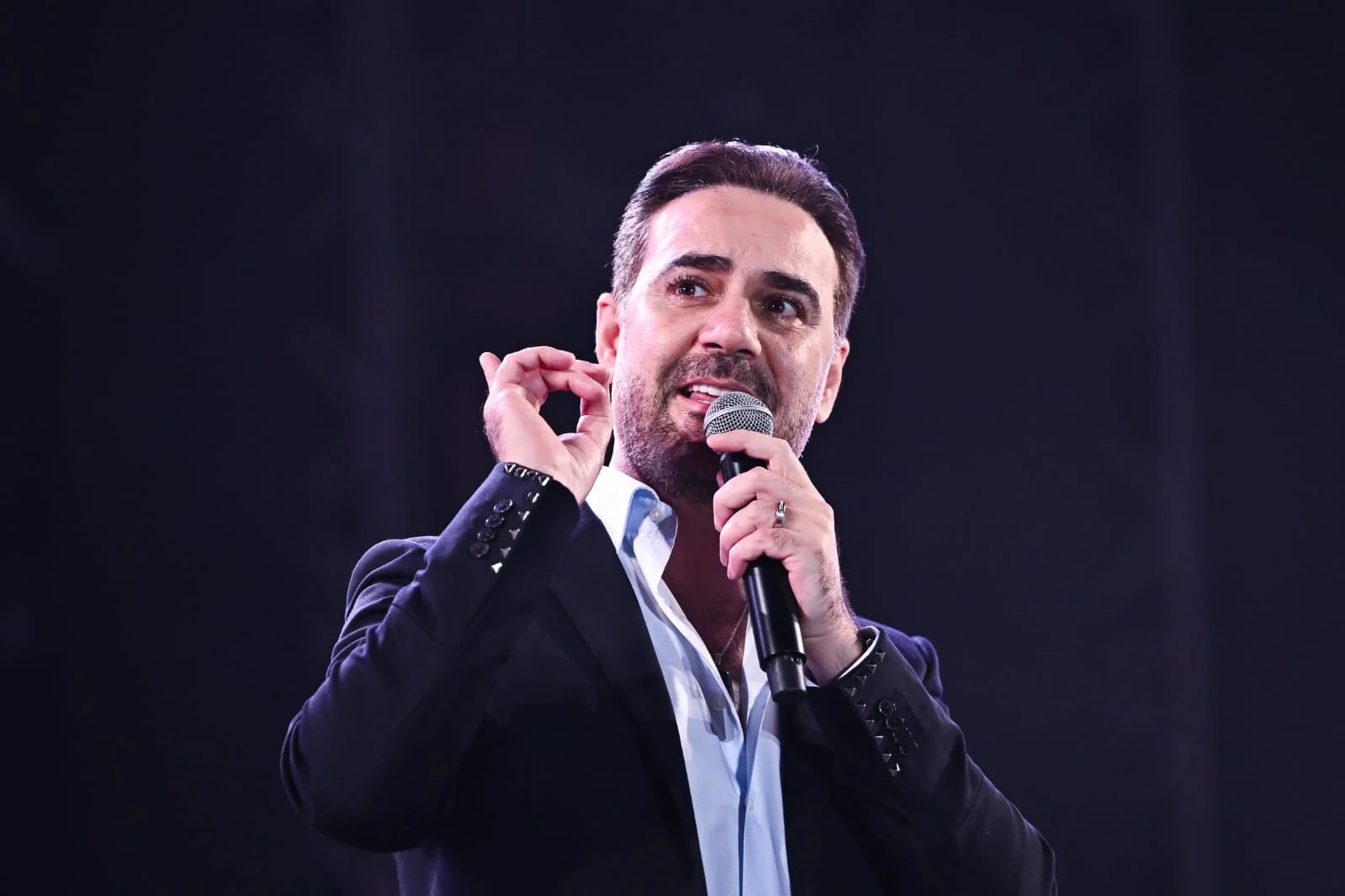 13352003-9A92-4C7D-9247-4CC228CF5061