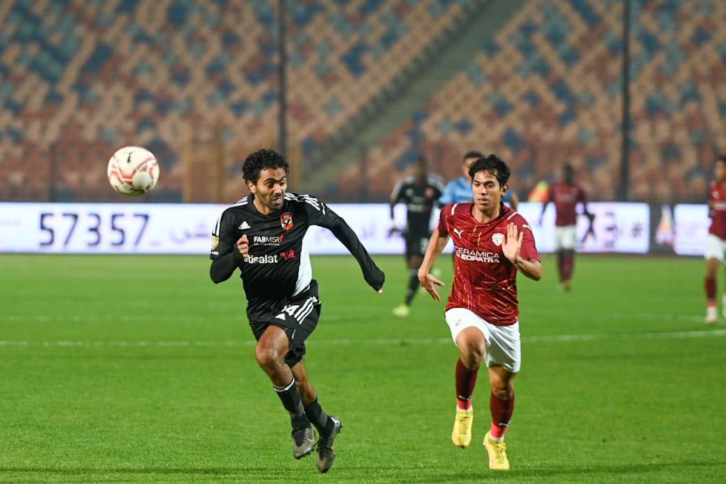 الأهلي يواصل نزيف النقاط ويتعادل أمام سيراميكا كليوباترا في الدوري المصري