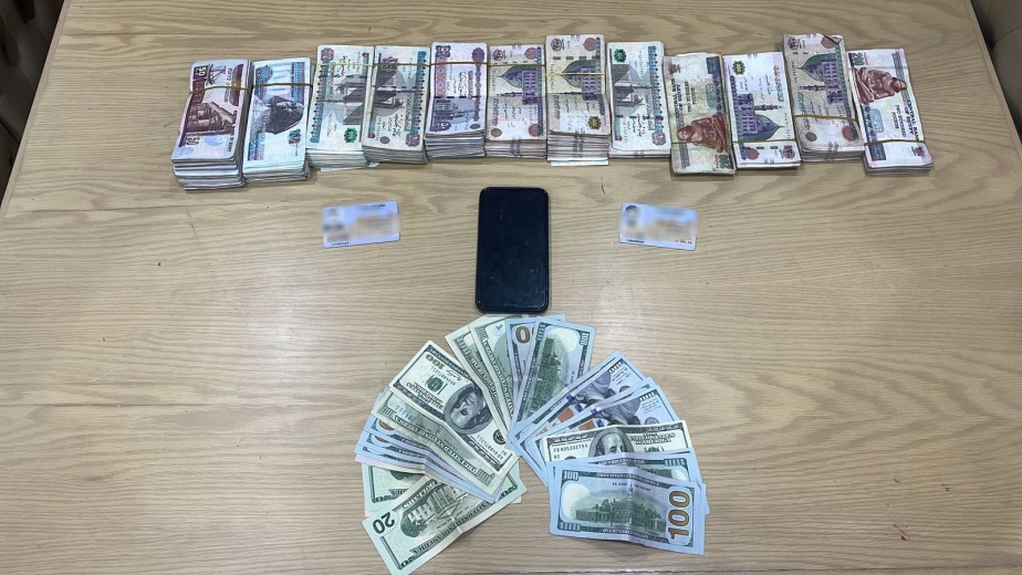 Description: \\160.121.124.29\صور النشر\الثلاثاء 28-3-2023\(الدرب الأحمر)  ضبط شخصان لقيامهما بالإتجار بالنقد لأجنبي\WhatsApp Image 2023-03-27 at 5.35.40 PM (1).jpeg
