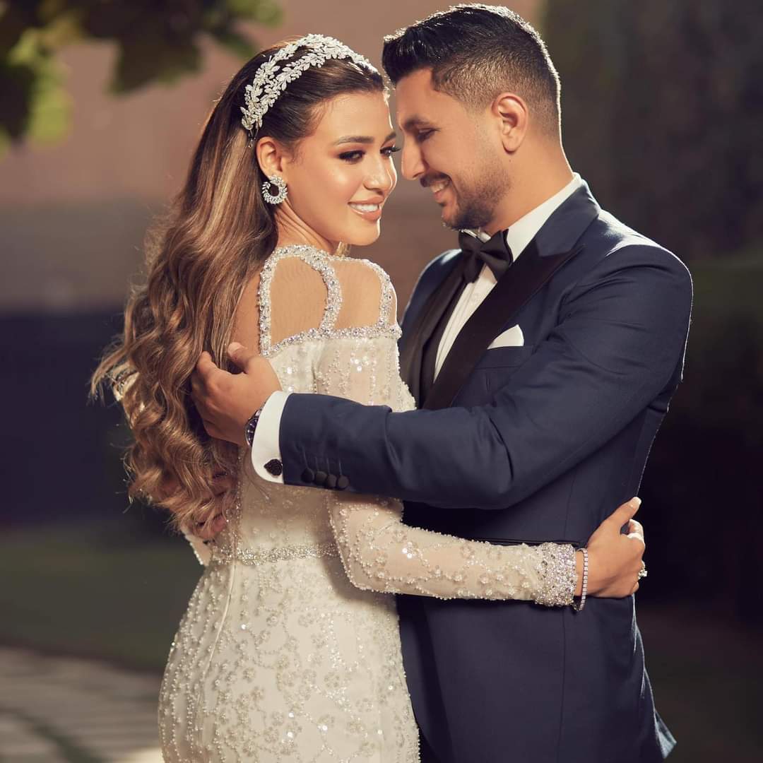 علي غزلان وفرح شعبان 