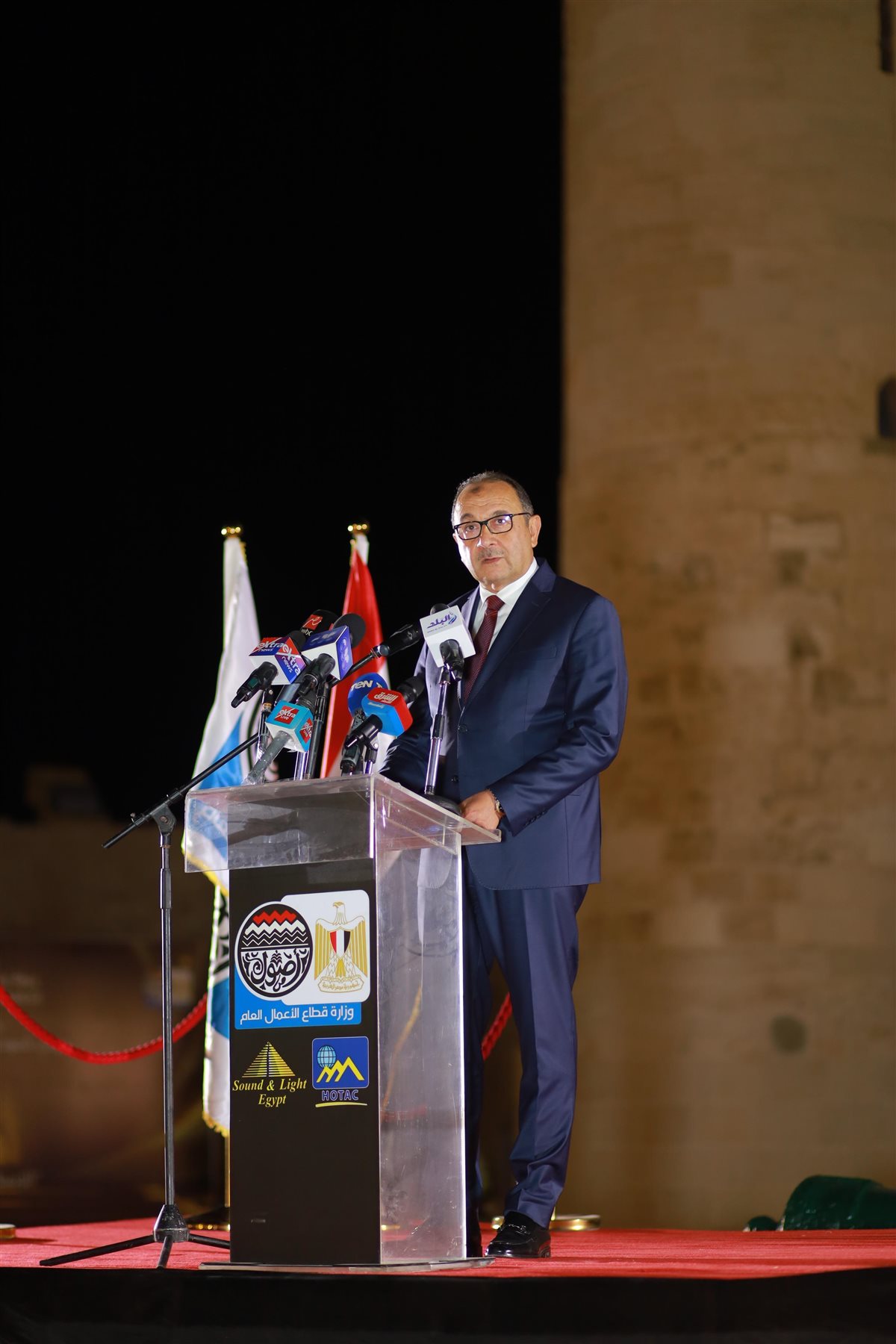 eb3d77c6-28bc-4819-aec0-a202781ed3d4