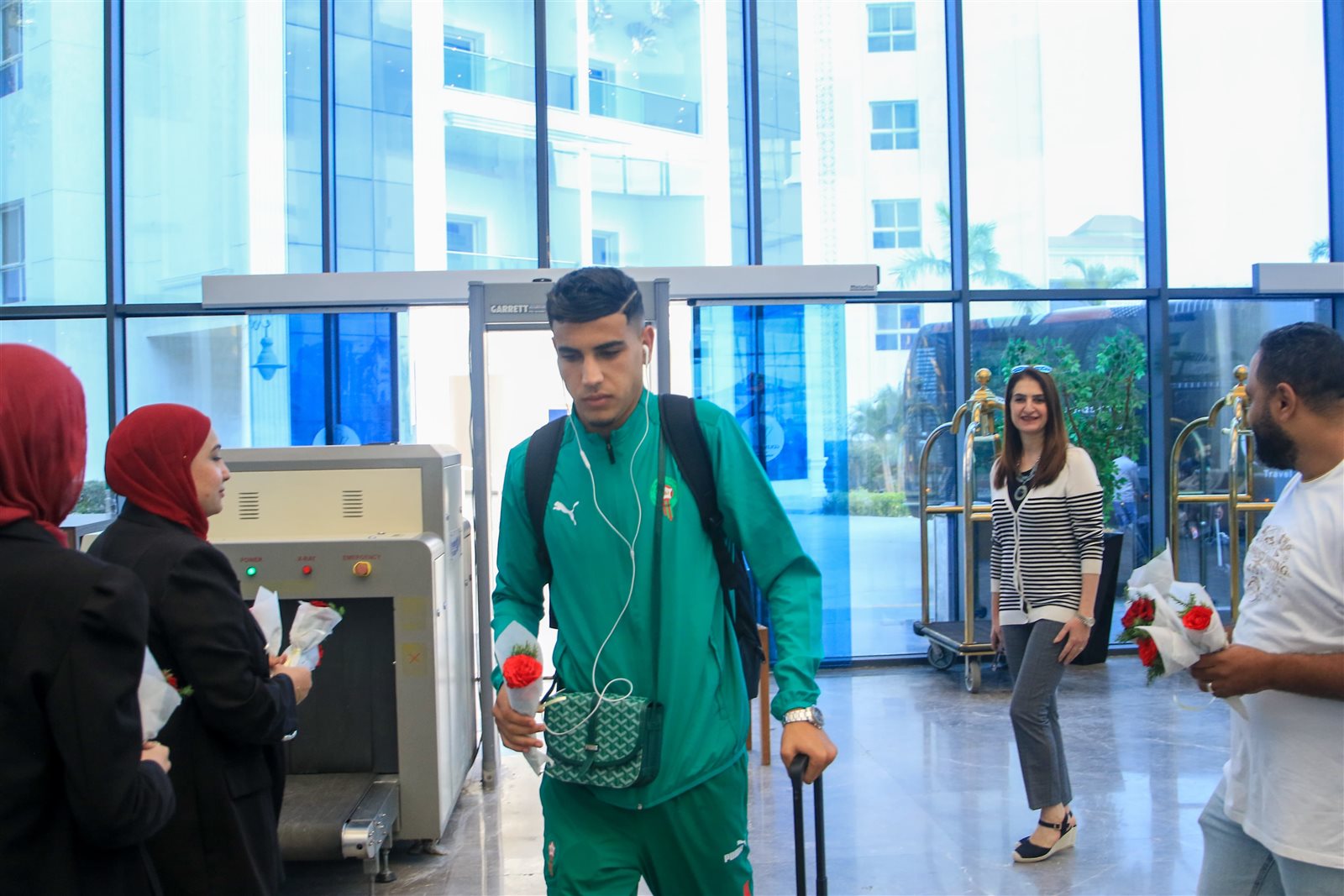 9021f990-6298-45cf-b979-7e6312e3cbab