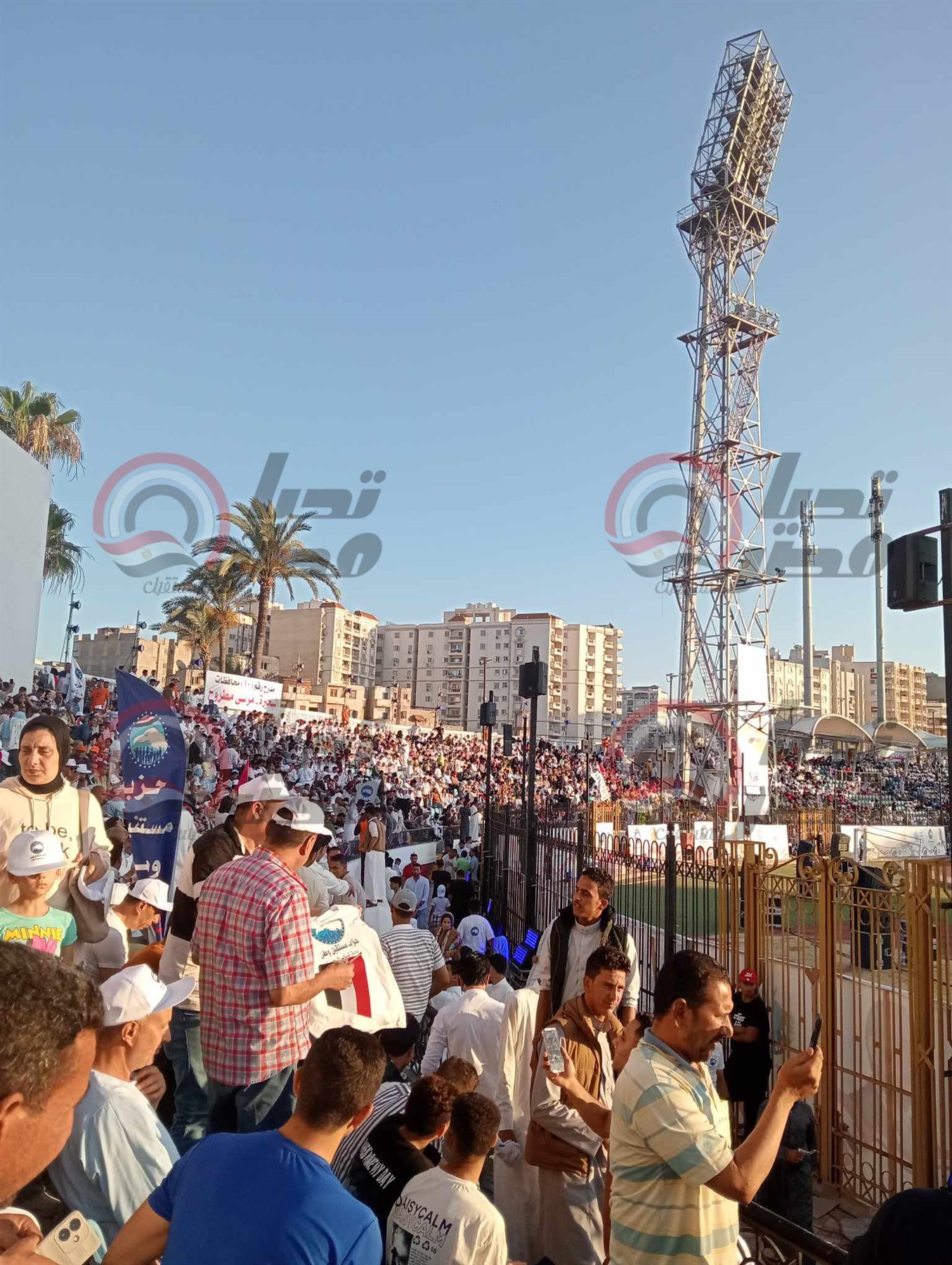 received_1395516921595287