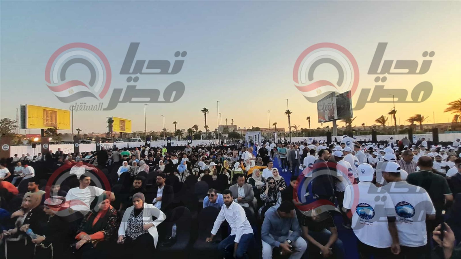 received_1269063611334007