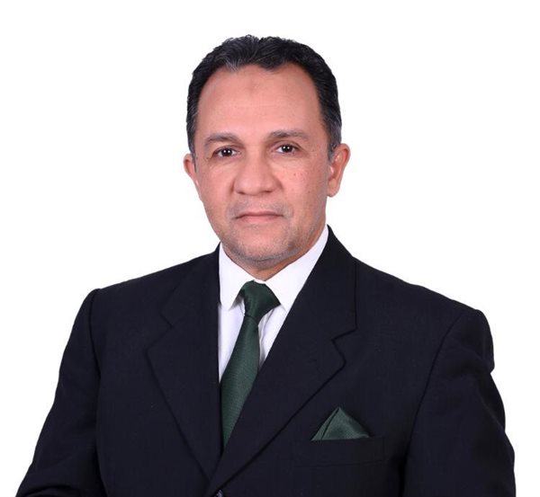 طارق أحمد مصطفى