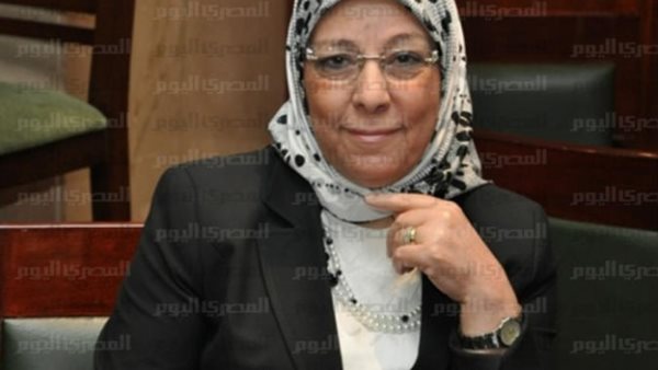 اليوم.. وزيرا التنمية