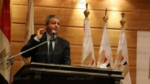 خالد عبدالعزيز يوافق