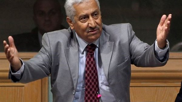 «النسور» و«العربي»