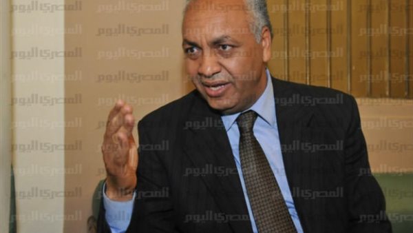 «بكري» يطالب بمحاسبة