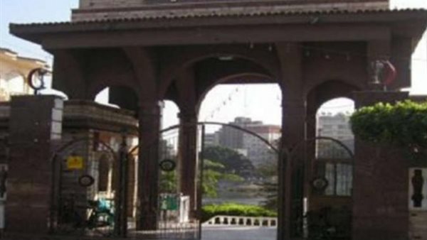 «الصيادلة» تحول رافعي