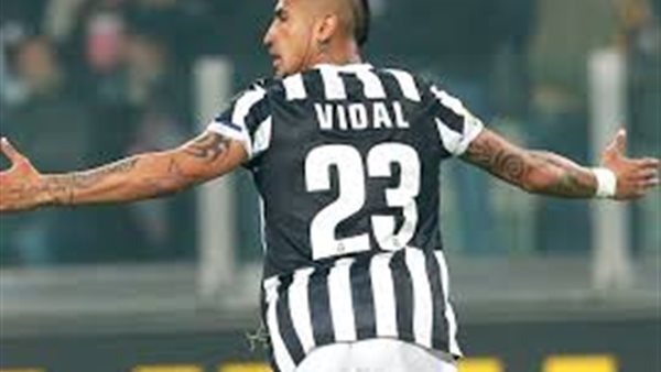 لأرتورو فيدال لاعب