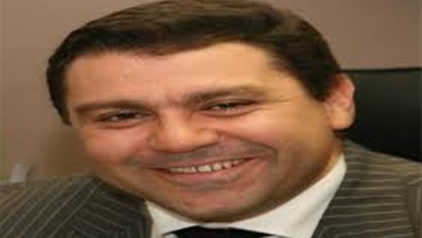 احمد حلمى غرفة صناعة