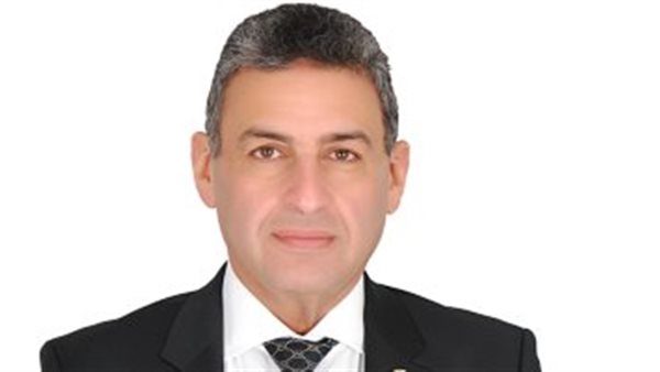 د.محمد العقاد عضو