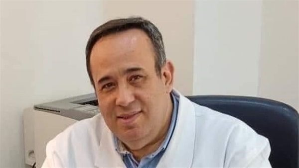 الدكتور احمد اللواح