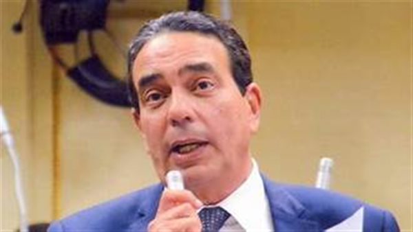 الدكتور أيمن أبو