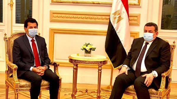 وزير الشباب والرياضة