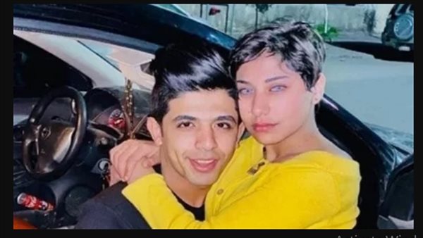 منة عبد العزيز