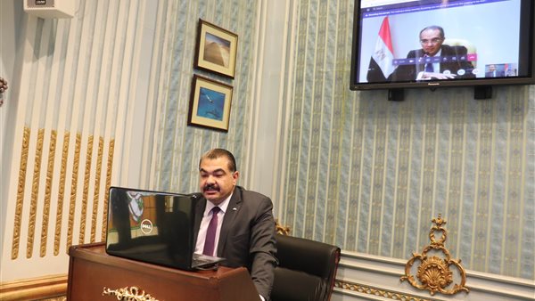 احمد بدوى رئيس لجنة