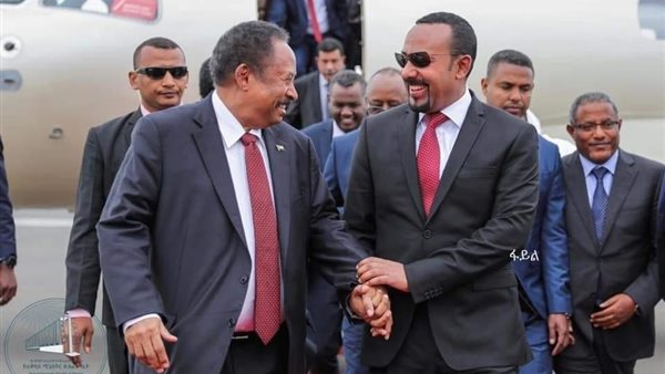 لحظة استقبال أبي