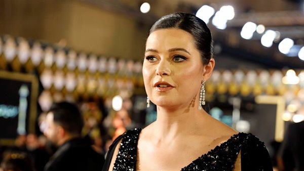 يسرا اللوزي