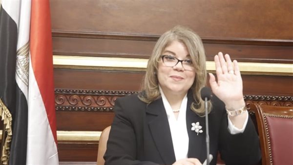 فيبى فوزى - وكيل