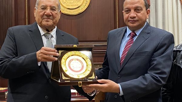 رئيس الشيوخ - خاص