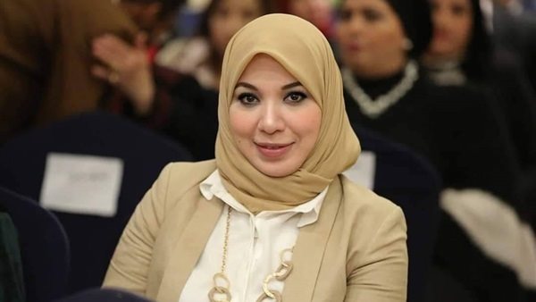 النائبة دينا هلالى