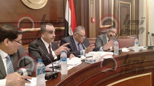 منصة اللجنة التشريعية