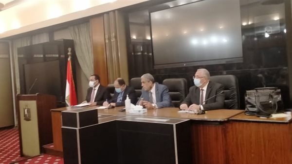 لجنة القوى العاملة