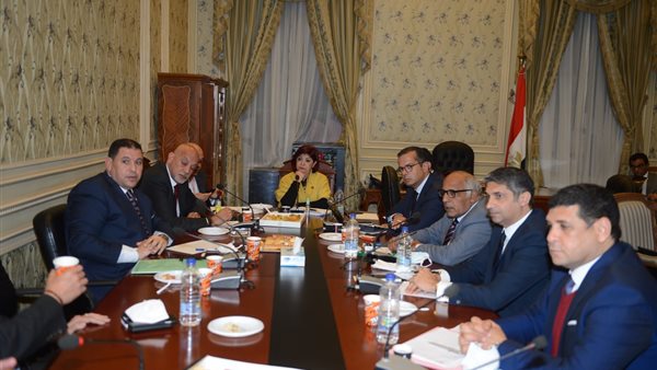 لجنة السياحة بالبرلمان