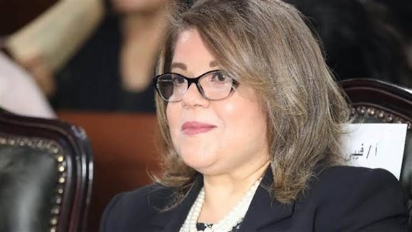 فيبى فوزى - أرشيفية