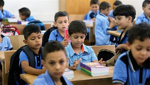 طلاب المدارس-أرشيفية