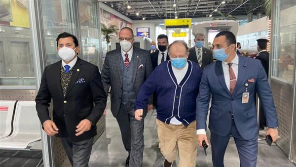 وزير الشباب والرياضة