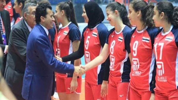 أشرف صبحي ومنتخب