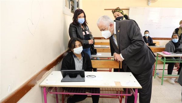 وزير التربية والتعليم-