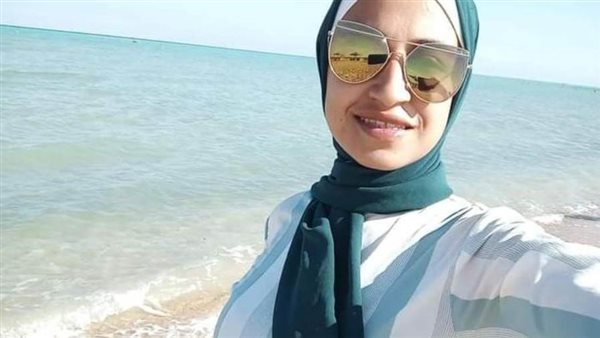 فتاة النزهة- ارشيفية