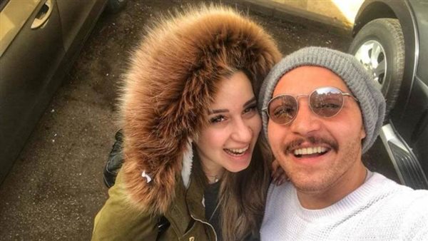 اسما شريف منير ومحمود