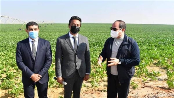 السيسي يتفقد مشروع