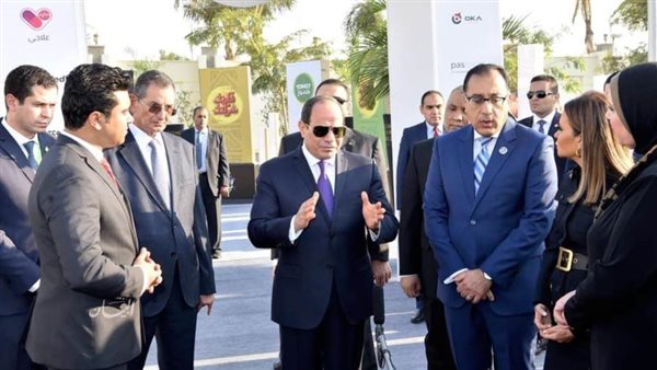 الرئيس السيسي يتفقد