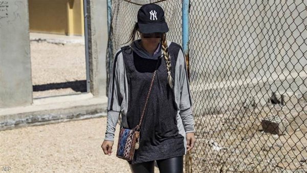 إيميلي كونيغ.. عروس