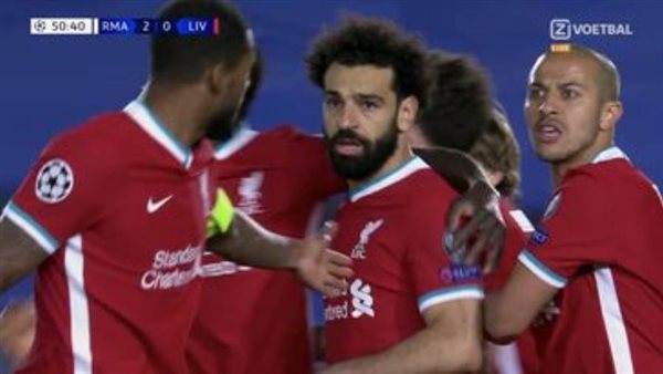 العنصرية تضرب قارة