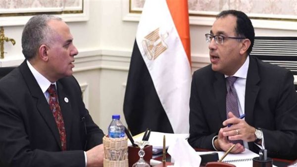 وزير الري ورئيس مجلس