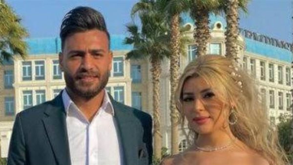 ابوجبل وزوجته.أرشيفية