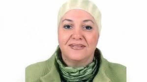 الدكتورة دينا أحمد