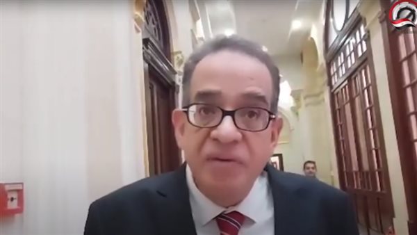 النائب طارق عبدالعزيز