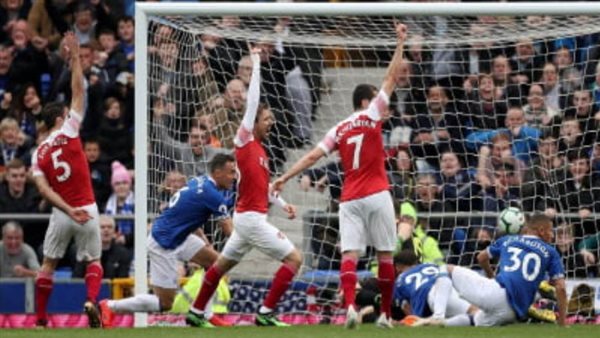 مباراة إيفرتون وآرسنال