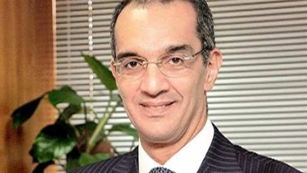 وزير الاتصالات