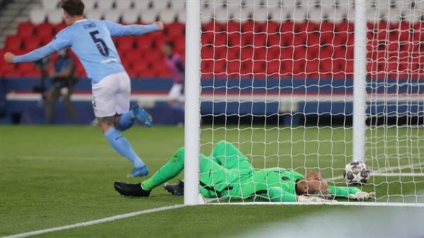 السيتي يتفوق علي