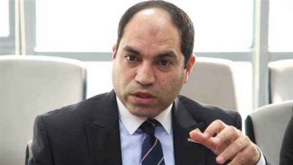 النائب عمرو درويش